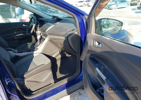 2013 Ford Escape Se z USA, uszkodzony, nr VIN 1FMCU0GX2DUB37584